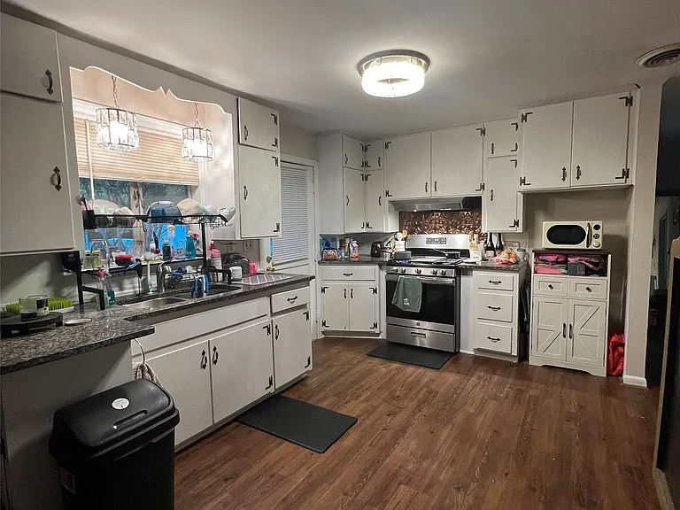 3881 Frasier St — Photo 8