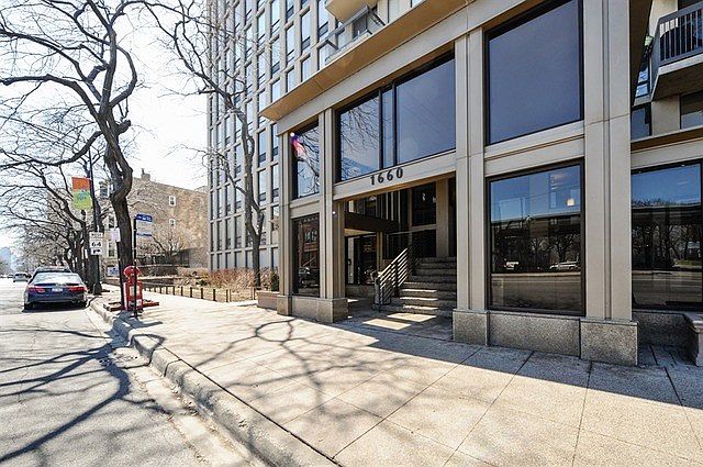1st image of 1660 N La Salle St #3908