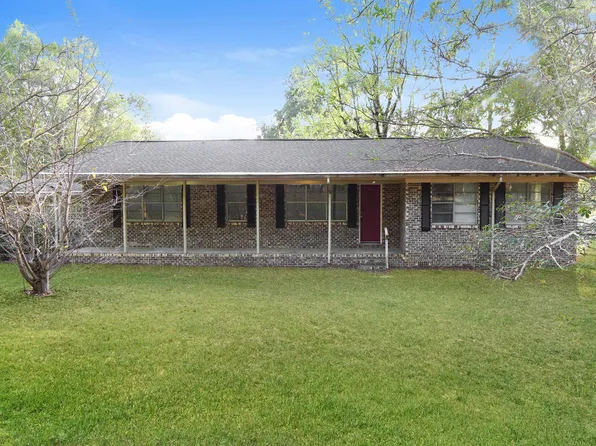 201 Blackmon Cir, Adamsville, AL 35005