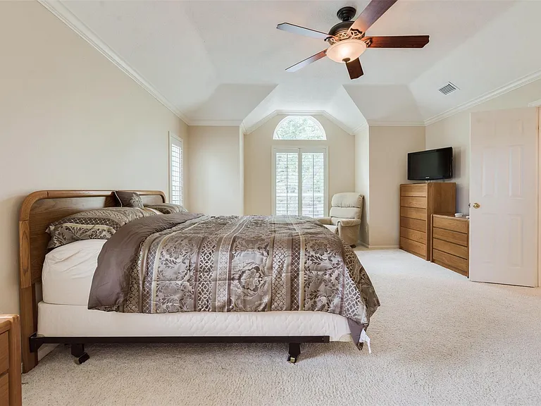 1703 Stemply Ct — Photo 35