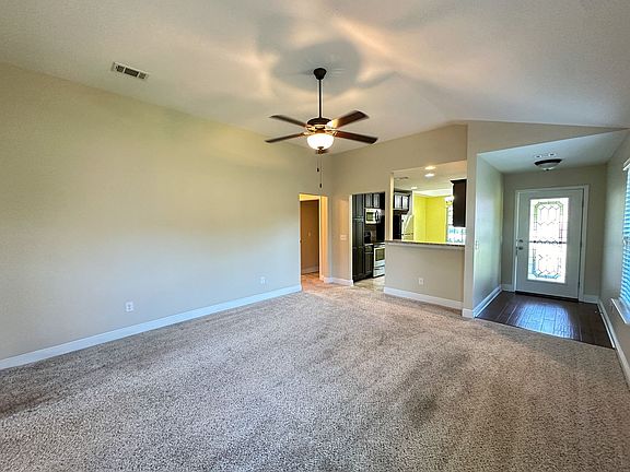 5th image of 5117 Teresa Dr