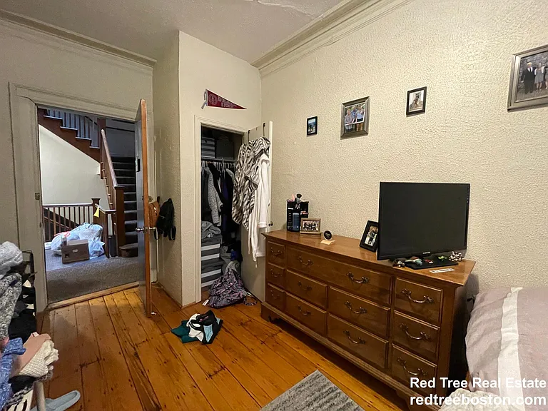 914 Beacon St #2 — Photo 12
