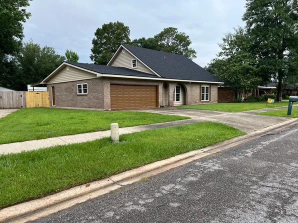 116 Dove Cir, Lafayette, LA 70508