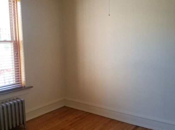 2016 W Berwyn Ave Floor 2