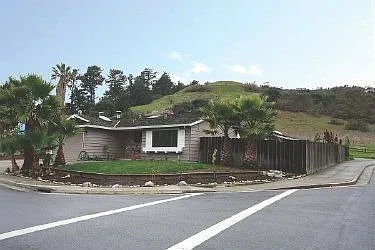 3793 Vista Dr photo 1