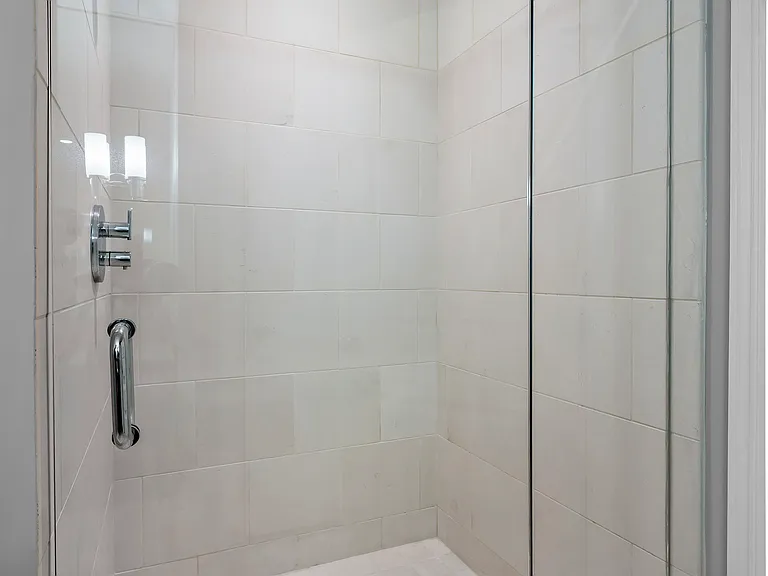 100 Parrott Dr #1106 — Photo 25