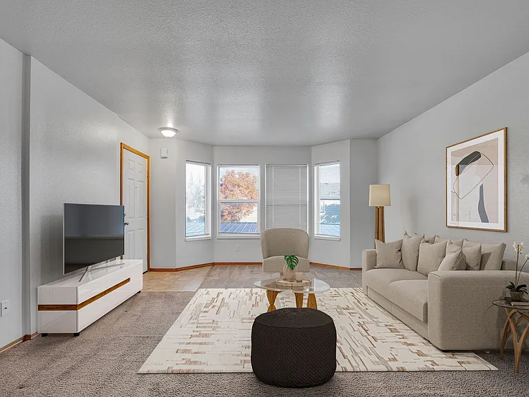 Mountain Glen Apartments — Photo 10