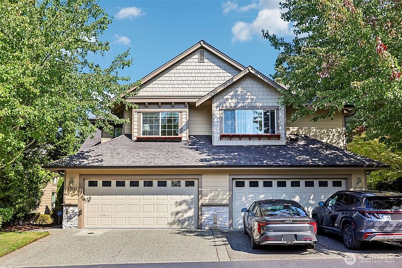 2nd image of 13824 N Creek Drive #1001