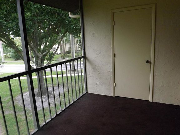 4th image of 501 Shady Pine Way