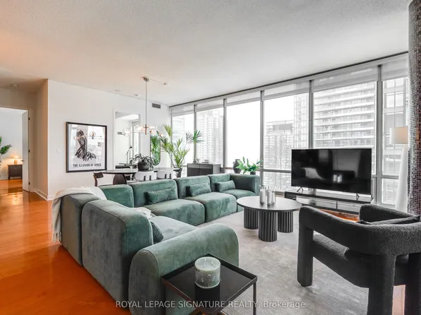81 Navy Wharf Ct #3803, Toronto, ON M5V 3S2