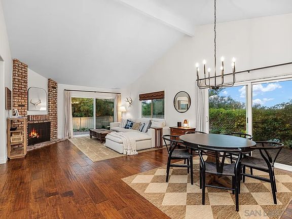 5th image of 3343 Del Rio Ct