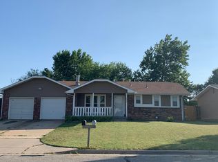 6009 E Mainsgate St, Wichita, KS 67220