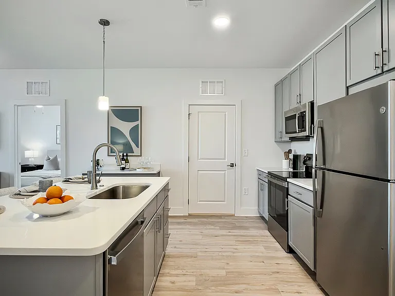 Welcome to the Residences at Sawmill - Luxury Apartment Homes Now Leasing in Summerville, SC