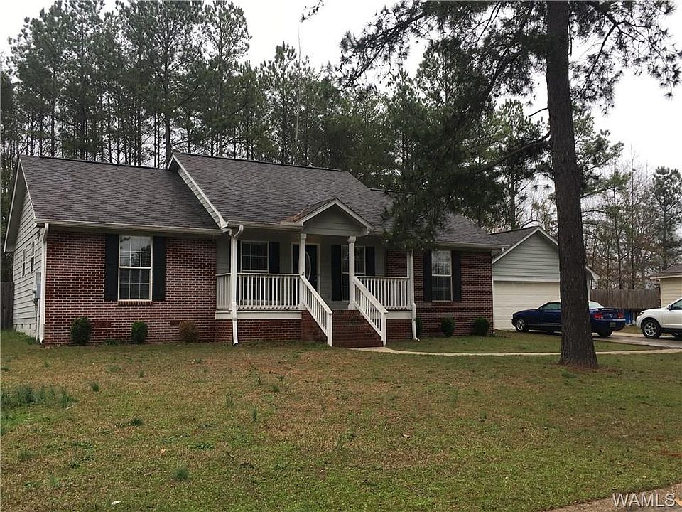 2nd image of 15494 Woodridge Ln
