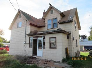 206 C St, Endicott, WA 99125