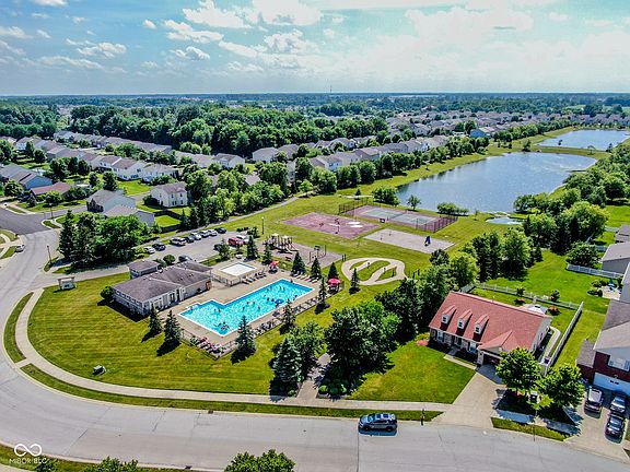3rd image of 10391 Butler Dr