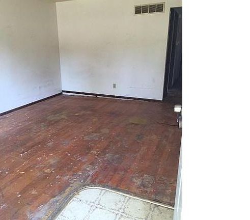 2nd image of 5654 Hodiamont Ave