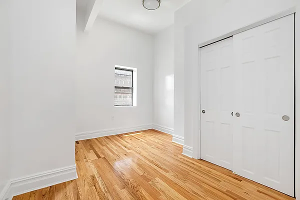 Rented by Compass | media 35