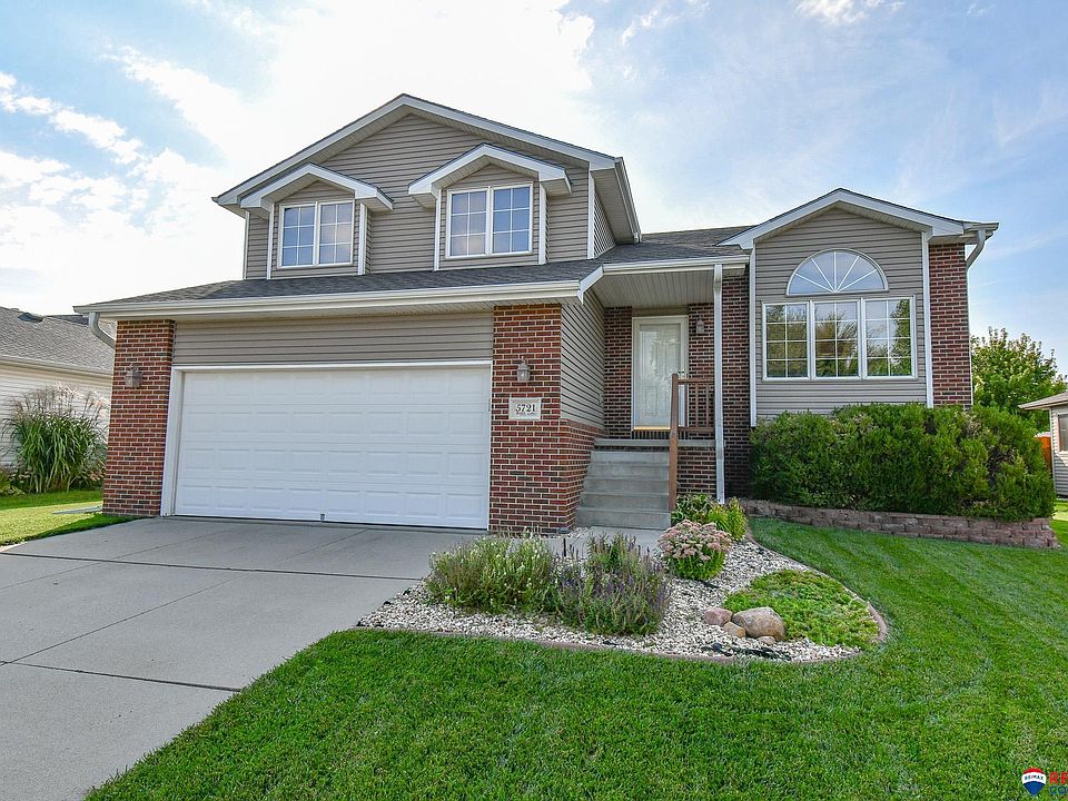 1st image of 5721 Bridle Ln