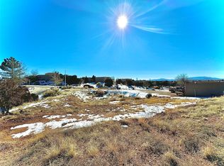 3025 Governor Lindsey Rd, Santa Fe, NM 87505