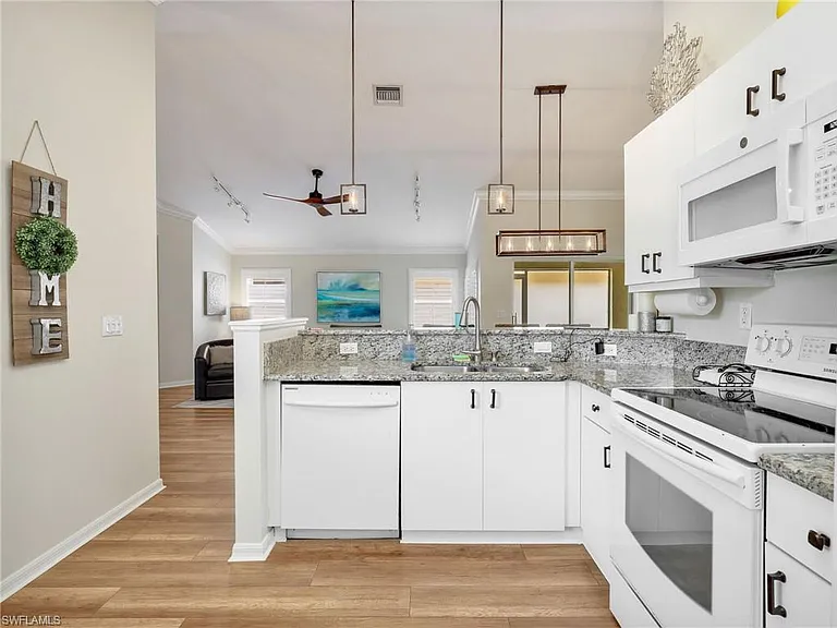 20072 Serene Meadow Ln — Photo 16