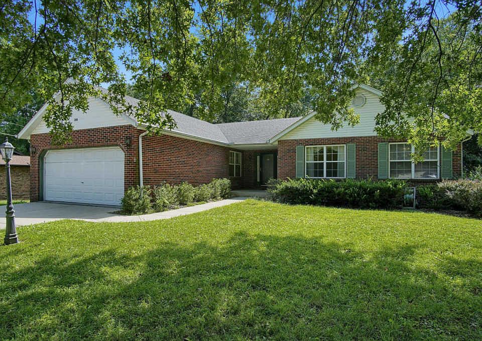 1st image of 36 Gamlin Dr