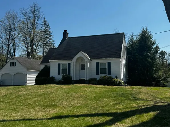 33 Maple Road, Voorheesville, NY 12186