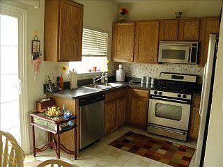 2nd image of 44695 Ellery Ln
