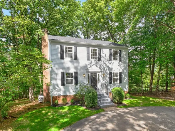 3990 William Ct, Charlottesville, VA 22903