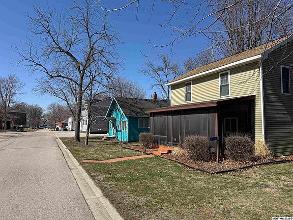 4th image of 15281 Thoburn Ave