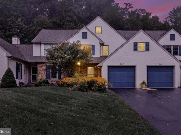 546 Kennelwoods Dr, Elverson, PA 19520