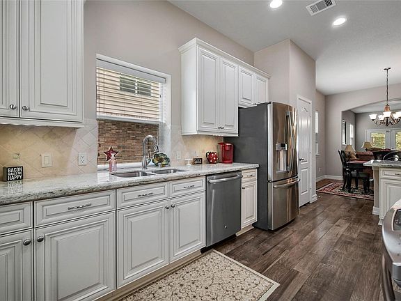 5th image of 74 E Heritage Mill Cir