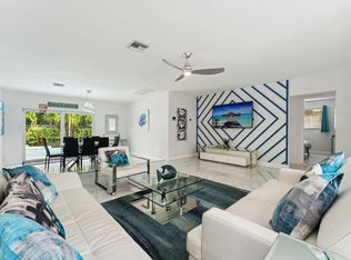 1243 Garfield St, Hollywood, FL 33019