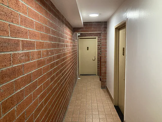 Rented by 18 REALTY | media 10