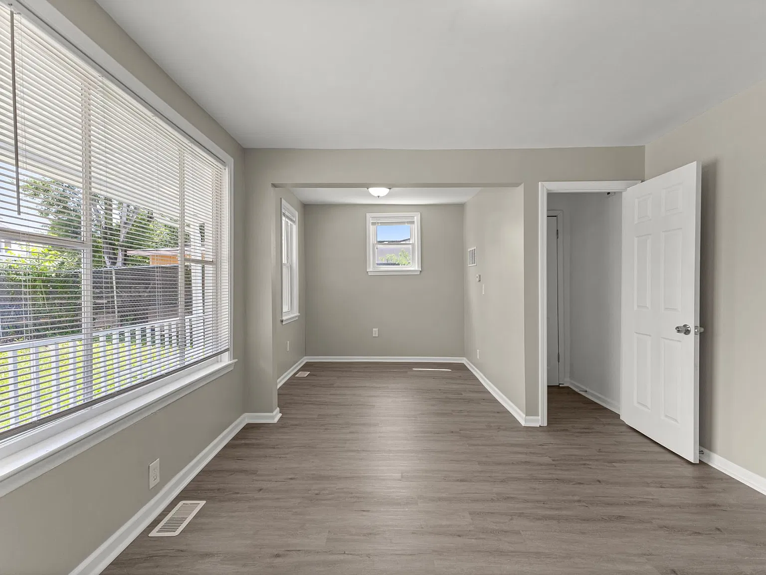 3 bed, 1250 sqft, $1,700 — Photo 4