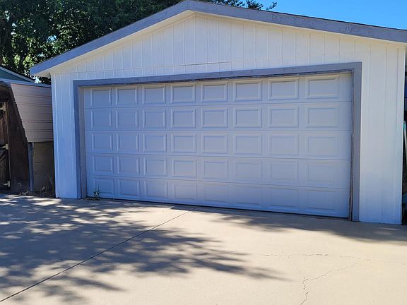 3rd image of 1080 Spartan Ave