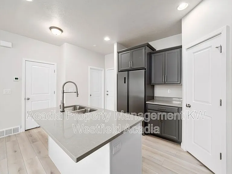 15083 S Reins Way #706 — Photo 12