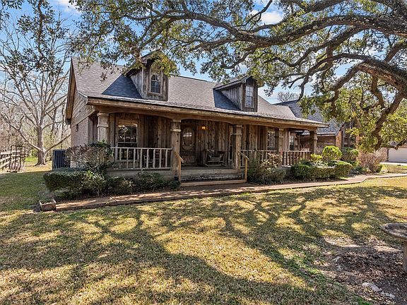 3rd image of 9533 Sandy Ln