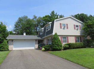 604 E Benita Blvd, Vestal, NY 13850