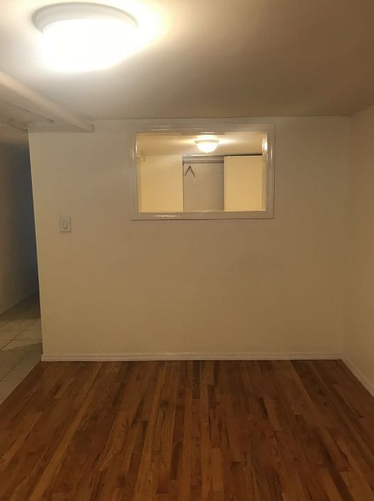 1st image of 2453 32nd St