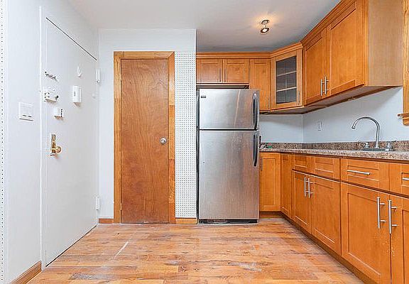 5th image of 100 Broadway #3C