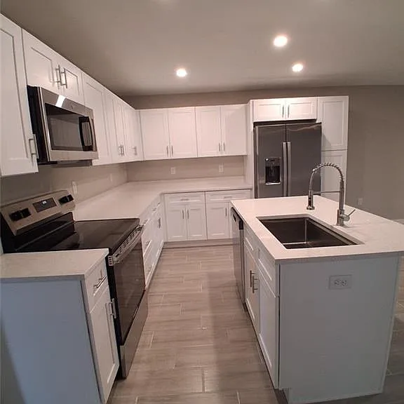 357 Grant Blvd — Photo 4