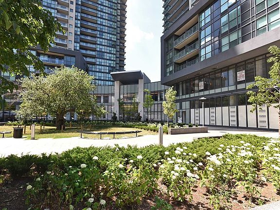 2nd image of 5168 Yonge St Penthouse 102