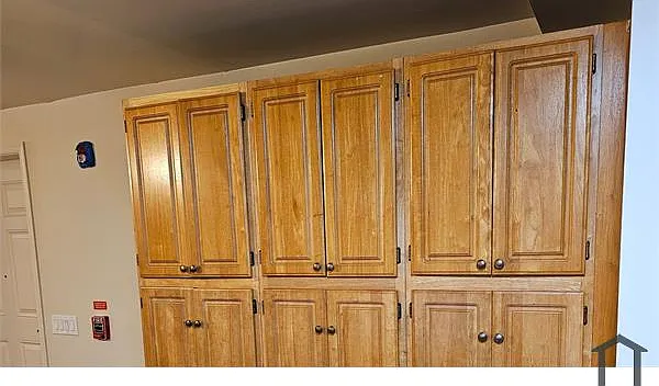1 bed, $1,300 — Photo 3