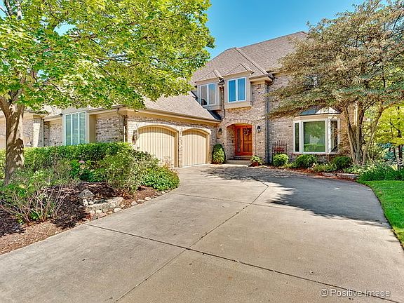 4th image of 41 Tartan Lakes Dr