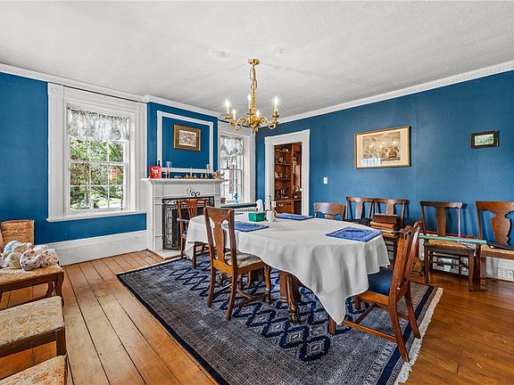 4th image of 2631 Quaker Rd