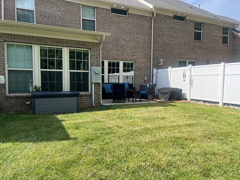 3061 Hartson Pointe Dr — Photo 30