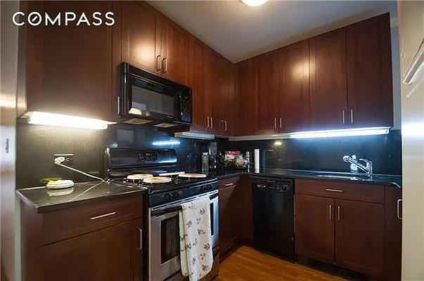 Rented by Compass | media 13