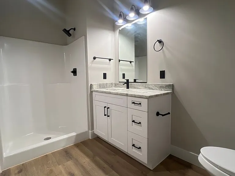 119 E Princess Anne Rd — Photo 168