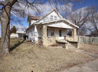408 W 7th St, Woodbine, KS 67492